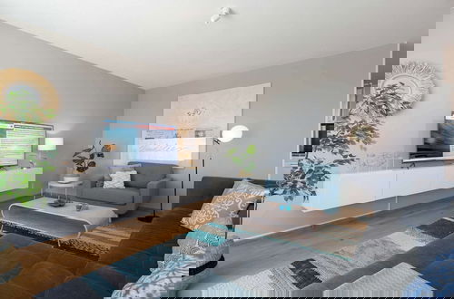 Foto 53 - Modern Apartment Close to the Beach and the sea