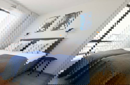 Foto 5 - Modern Apartment Close to the Beach and the sea