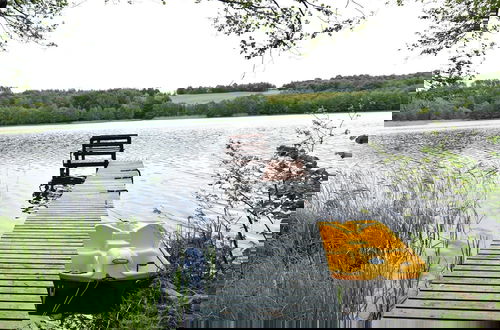 Foto 23 - Holiday Home With Whirlpool at the Lake in Zakowo