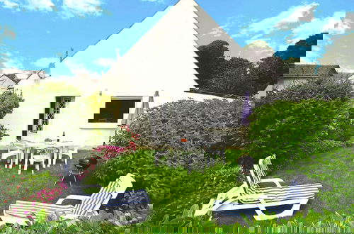 Foto 1 - Nice Holiday Home Near the Beach, Hillion