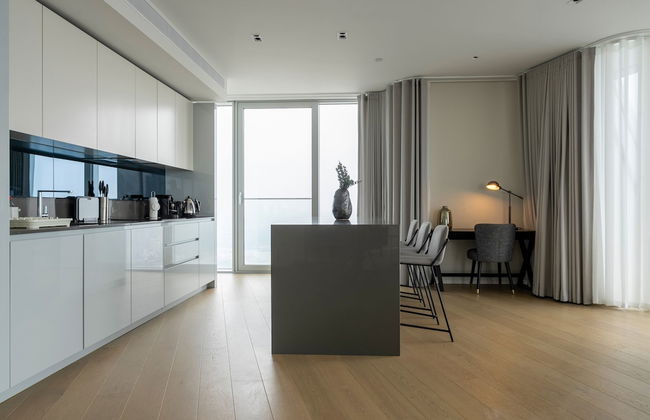 Fabulous Three-bedroom Apartment by the River - Foto 5