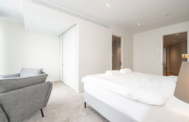 Fabulous Three-bedroom Apartment by the River - Foto 18