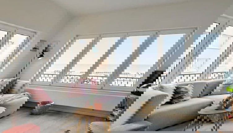 Foto 1 - Stylishly Refurbished Apartment With sea View