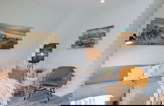 Foto 1 - Spacious Top-flour Apartment With Private Parking