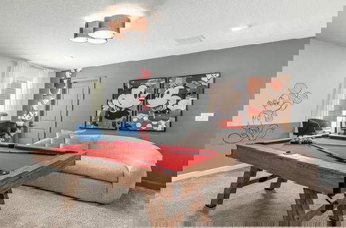 Foto 5 - Upstay - Lakeview Mansion w Pool Spa and Cinema