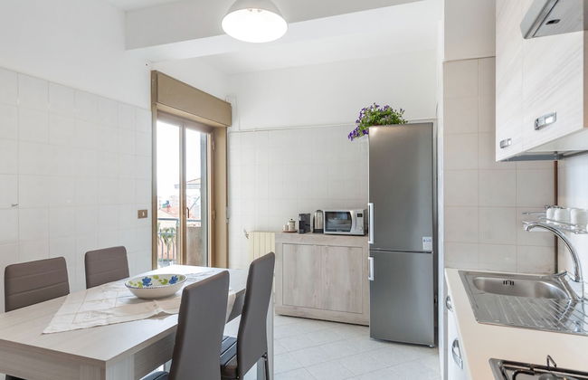 Etna & Sea View Apartment - Photo 22