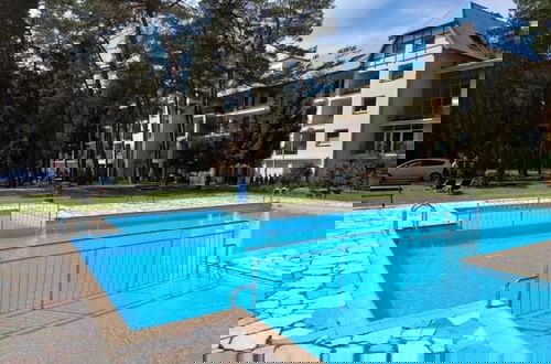 Foto 15 - Comfortable Apartment, Outdoor Pool, Lukecin