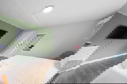 Foto 2 - Chic City Retreat 93D