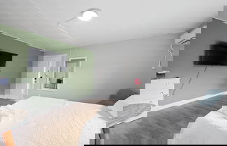 Foto 2 - Chic City Retreat 93D