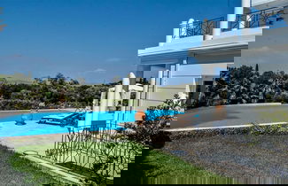 Foto 3 - Villa Noulia With 4 Bedrooms and 2 Bathrooms