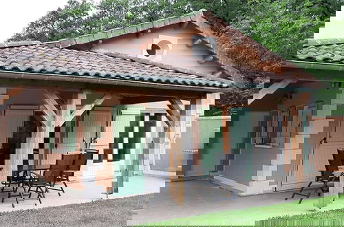 Foto 31 - Charming Villa With Garden
