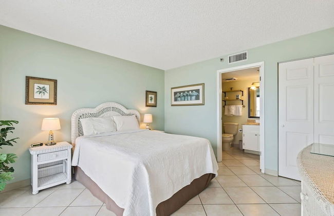 Sweet Sunrise Oceanfront Condo w Pool Hot Tub - Foto 35
