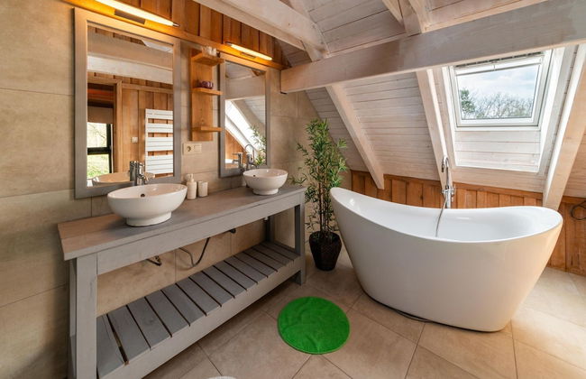 Lush Holiday Home With Bubble Bath and Sauna - Foto 23
