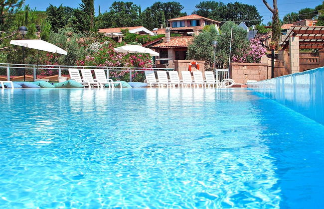 Family Apartment in Guardistallo With Pool - Photo 9