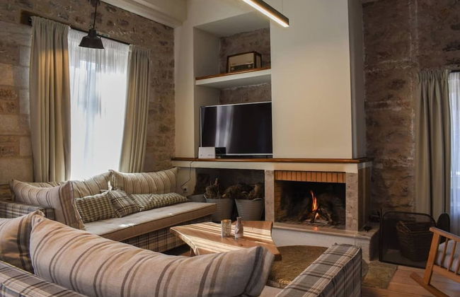 Secluded Mountain Refuge - Theonimfi Paradise Gem - Foto 11