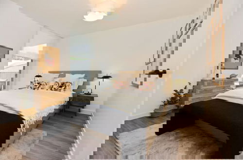 Foto 4 - The Tottenham Hale Crib - Trendy 2bdr Flat With Balcony