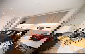 Photo 1 - The Tottenham Hale Crib - Trendy 2bdr Flat With Balcony