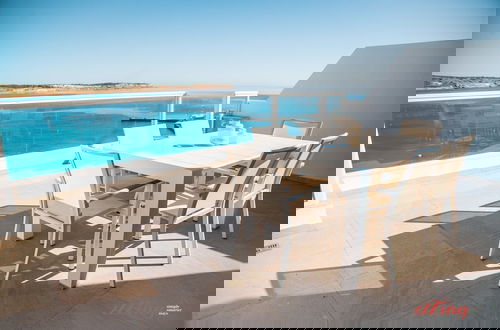 Photo 1 - Seafront Penthouse With Unobstructed Sea Views