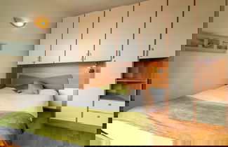 Foto 3 - Willow Apartment with Lakeview
