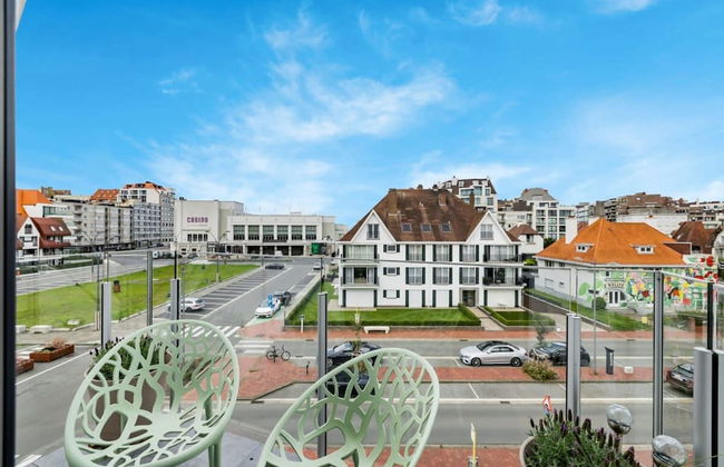 Spacious Duplex Apartment in the Center of Knokke - Photo 29
