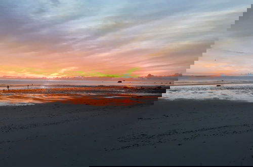 Foto 15 - Beautiful Priscillabeach Few Min Walk to Beach