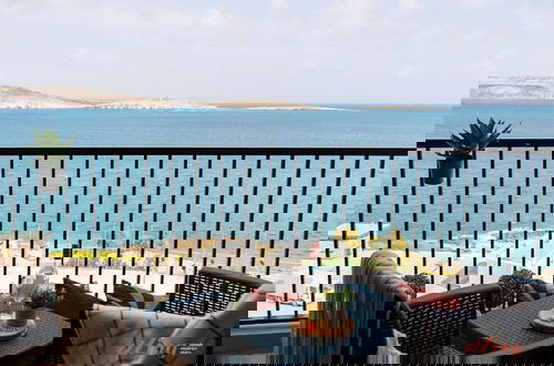 Foto 2 - Stunning Seaviews Prime Location Lovely Home