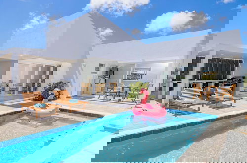 Foto 1 - 3BR 3BA Newly Built w Private Pool 5 min 2 Beach