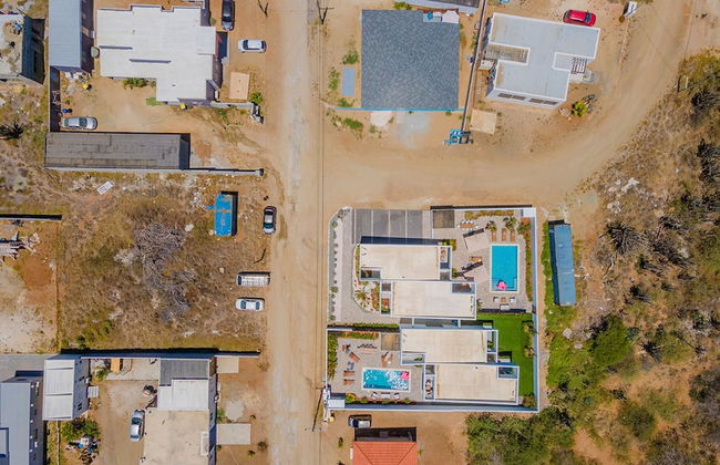 3BR 3BA Newly Built w Private Pool 5 min 2 Beach - Foto 67