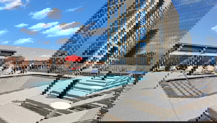 Foto 1 - Global Luxury Suites at Town Center