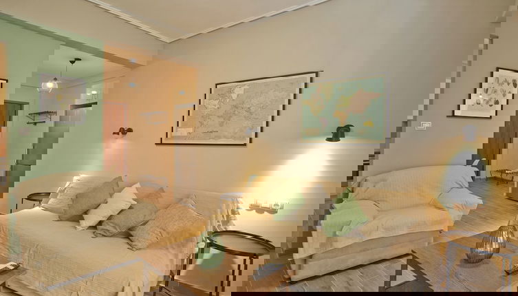 Foto 1 - Jasmine in Athens With 1 Bedrooms and 1 Bathrooms