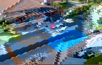 Foto 2 - Villa Rose With Private Pool