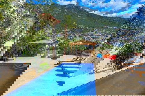Foto 3 - Villa Eos in Kalkan With 3 Bedrooms and 4 Bathrooms