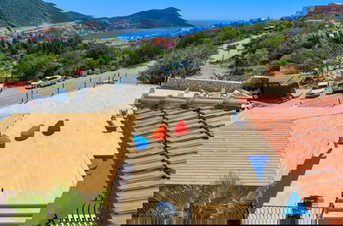 Foto 29 - Villa Eos in Kalkan With 3 Bedrooms and 4 Bathrooms