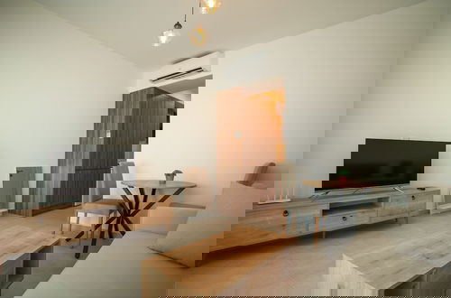 Foto 10 - Superfresh Penthouse Studio Apartment With sea View