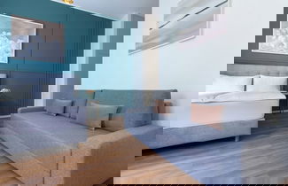 Photo 3 - Encore Boutique Residence by Dwellfort