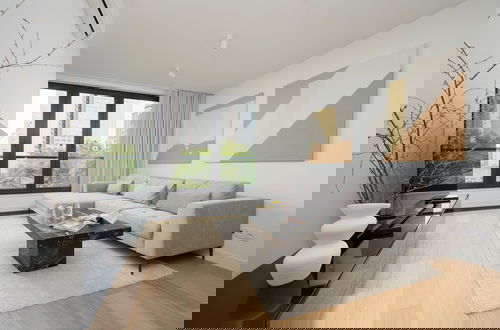 Foto 8 - Luxurious Warsaw by Renters Prestige