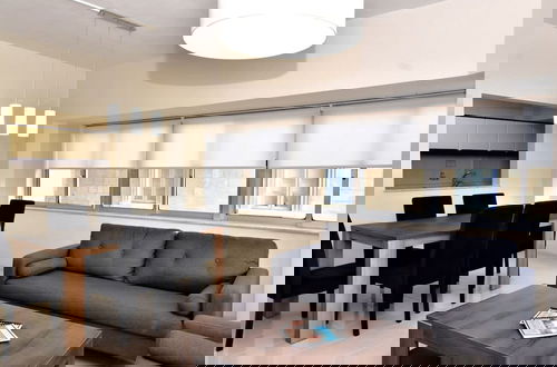 Foto 7 - Bright Spacious 2 Bedroom With Marina View