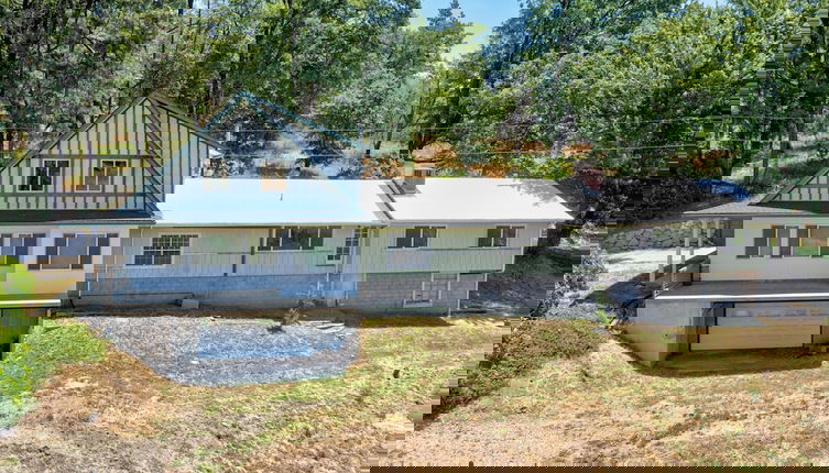 Photo 1 - OFF THE Beaten Path Mariposa 3BD + EV Charger