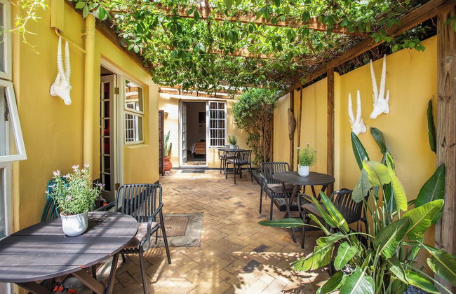 Toms Guest House - Photo 49