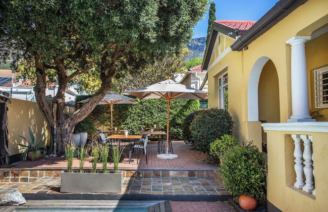 Toms Guest House - Photo 69