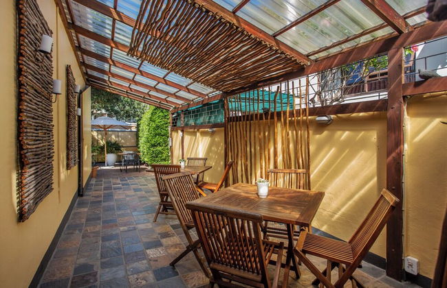 Toms Guest House - Photo 72