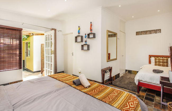 Toms Guest House - Photo 10