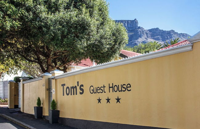 Toms Guest House - Photo 67