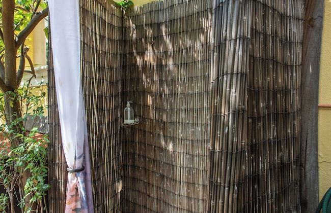 Toms Guest House - Photo 74