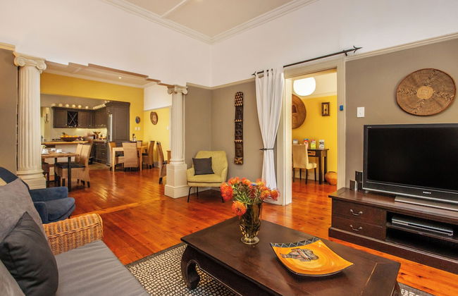 Toms Guest House - Photo 45