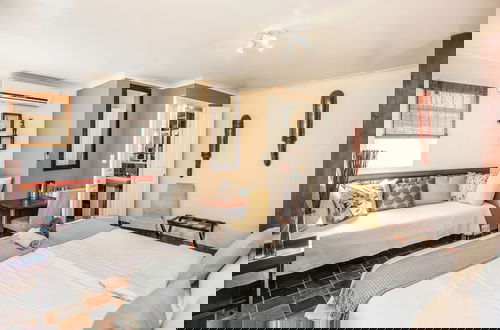 Foto 11 - Toms Guest House