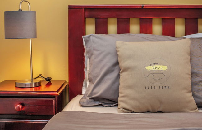 Toms Guest House - Photo 8