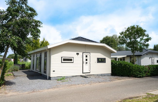 Well-kept Chalet not far From the Biesbosch - Foto 35