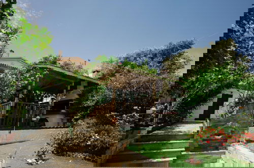 Photo 28 - Velanidia Seaside Villa