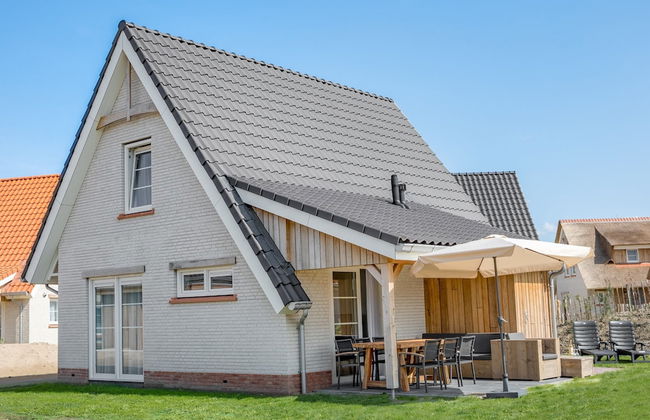 Villa at Nieuwvliet-bad Near the Beach - Foto 1
